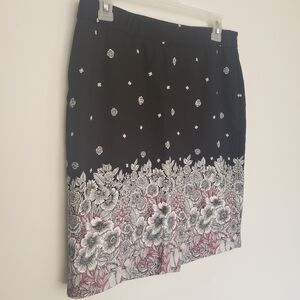 J. Jill Floral Print Midi Pencil Skirt Black Sz 4